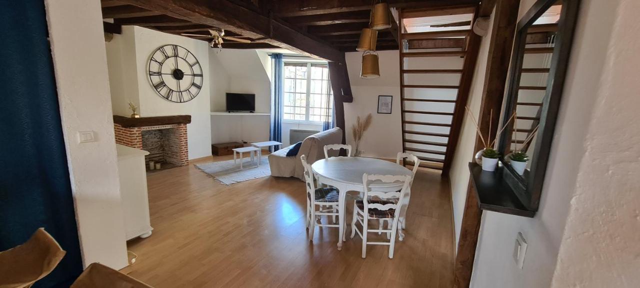 Апартаменты Duplex 1648 Блуа Экстерьер фото